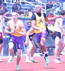 Elite athletes step to the forefront at West Bloomfield Invitational   