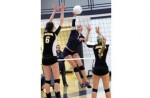 Oxford rallies to dispatch North Farmington in OAA-Red debut