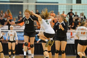 GIRLS VOLLEYBALL: Oakland Christian advances to state finals for first time in school history